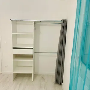 Appartement La Saveur Tropicale-proche Centre Ville-aéroport, Beauvais
